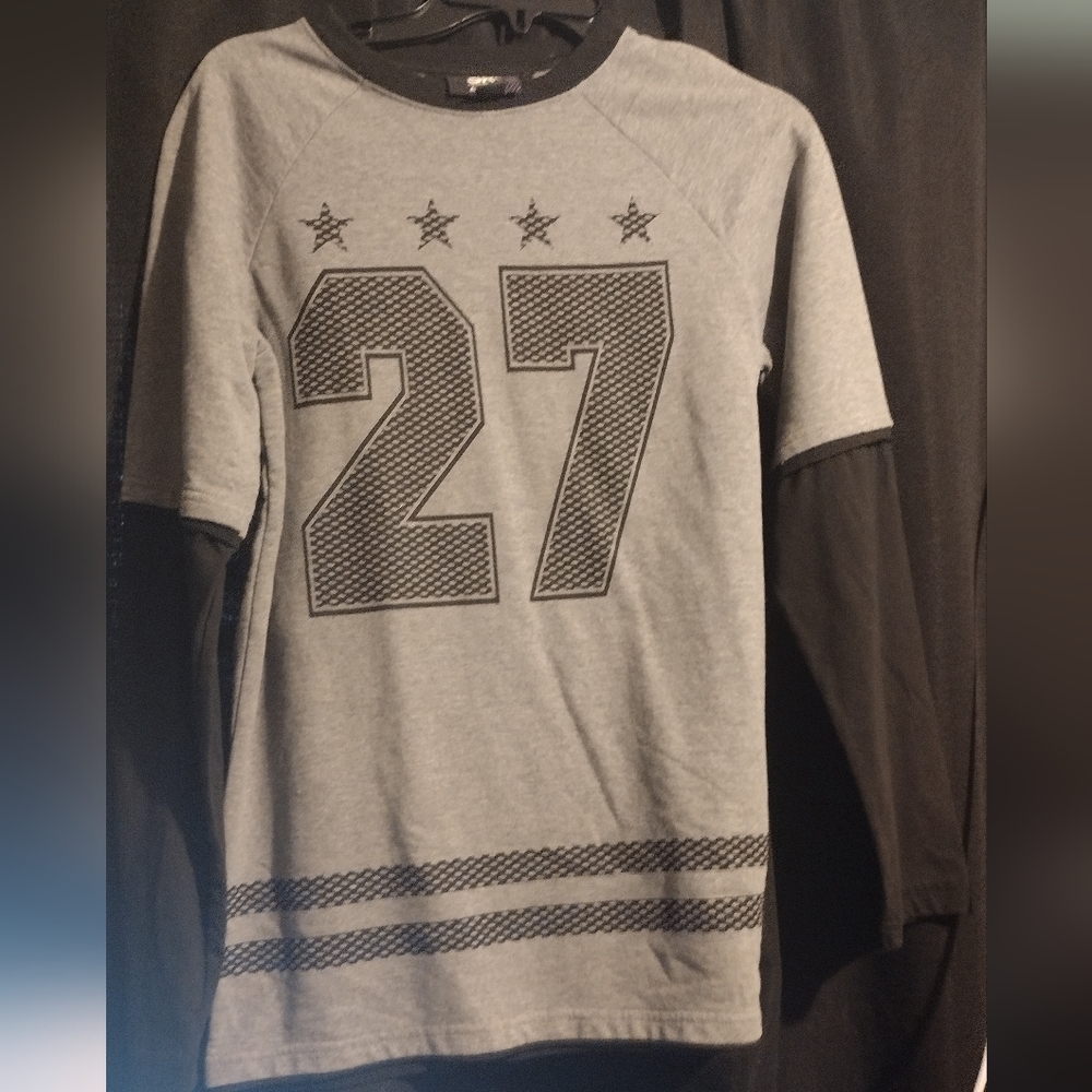 Boys black and gray XL long sleeve top, very good condition.